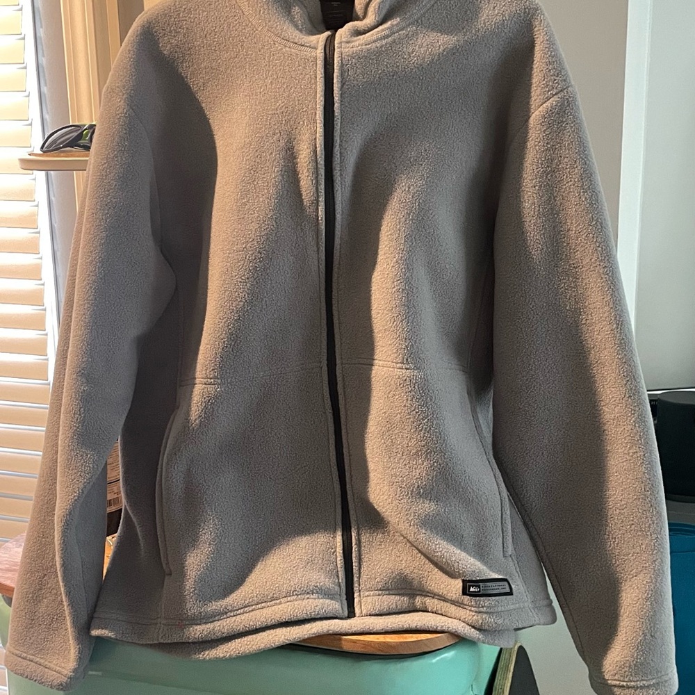 REI Light Gray Fleece Jacket